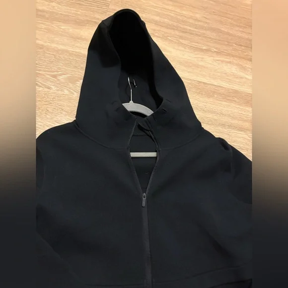 Lululemon Long Horizons Hoodie - Picture 7 of 16